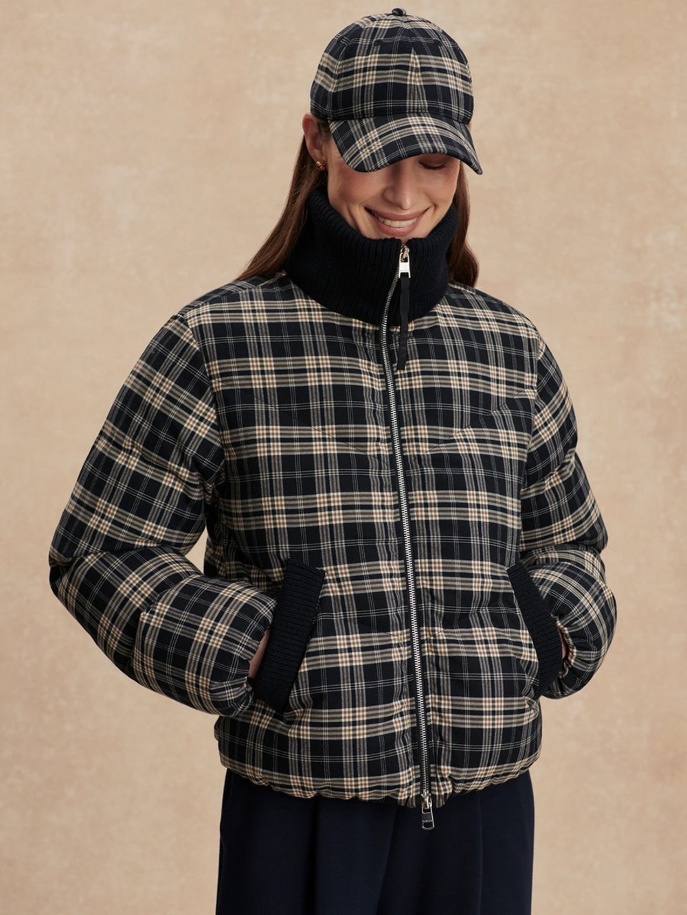 VARLEY Bryony Puffer Jacket- Navy Check